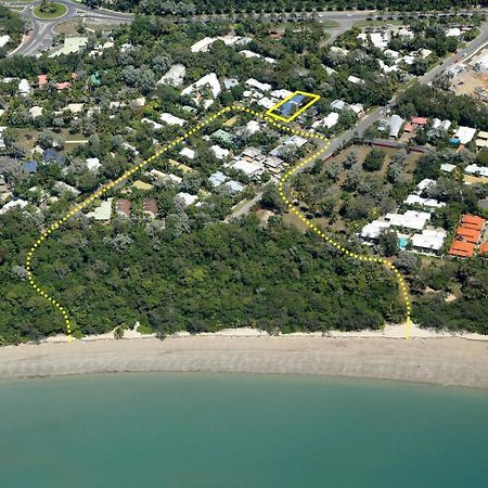 Beauty Tiny Walk To Sea Villa Port Douglas Exterior foto