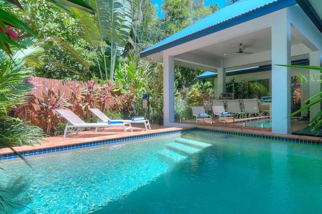 Beauty Tiny Walk To Sea Villa Port Douglas Exterior foto