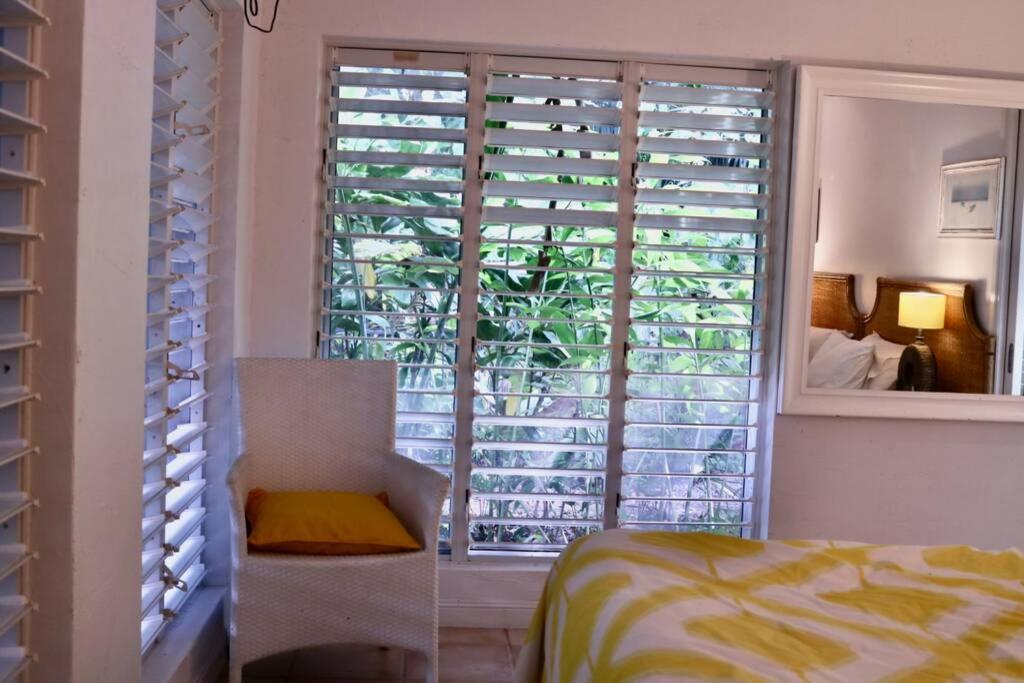 Beauty Tiny Walk To Sea Villa Port Douglas Exterior foto