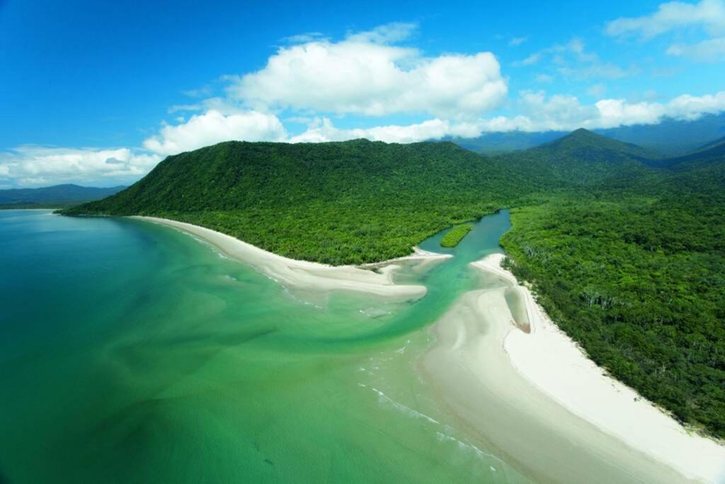 Beauty Tiny Walk To Sea Villa Port Douglas Exterior foto